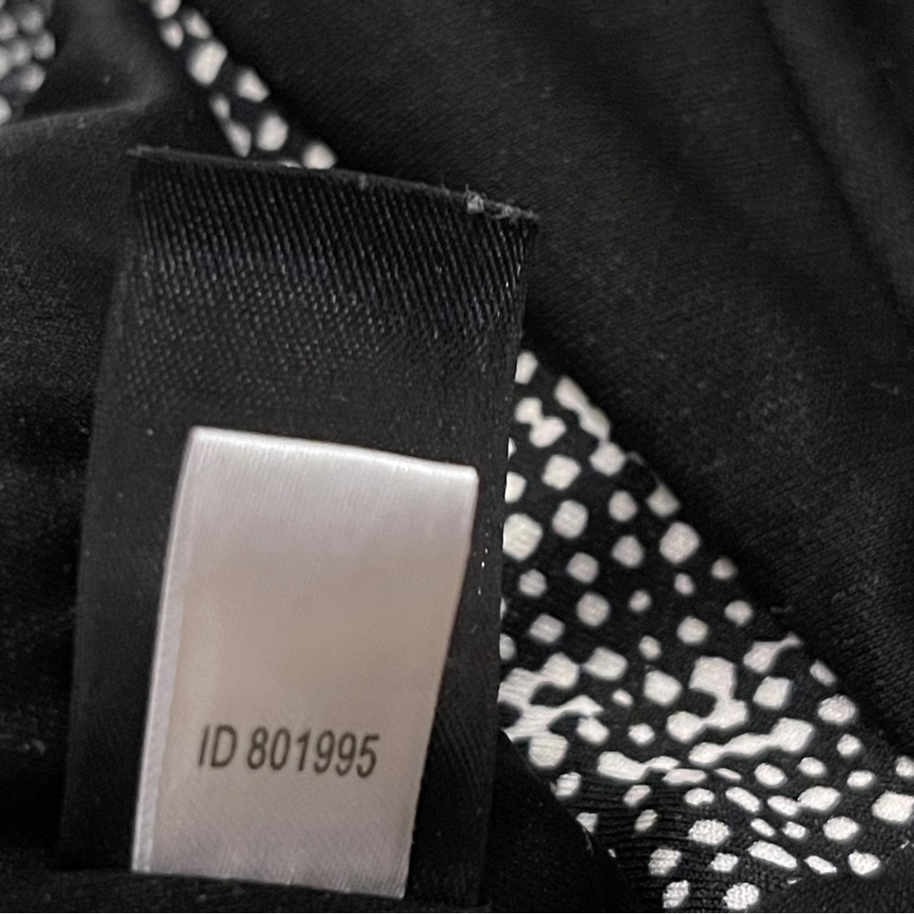 White House Black Market Cap Sleeve V-Neck Black and White Sheath Dress 6 - Picture 8 of 9
